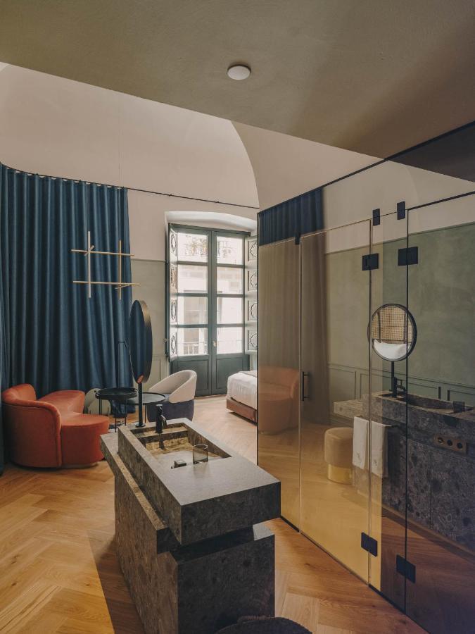 Hotel Palau Fugit ชีโรนา ภายนอก รูปภาพ